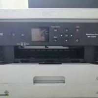 طابعة ابسون 5210 طباعة فقط  من الحاسبه ومن الهاتف   عدادها ١٧٠ الف نسخ...