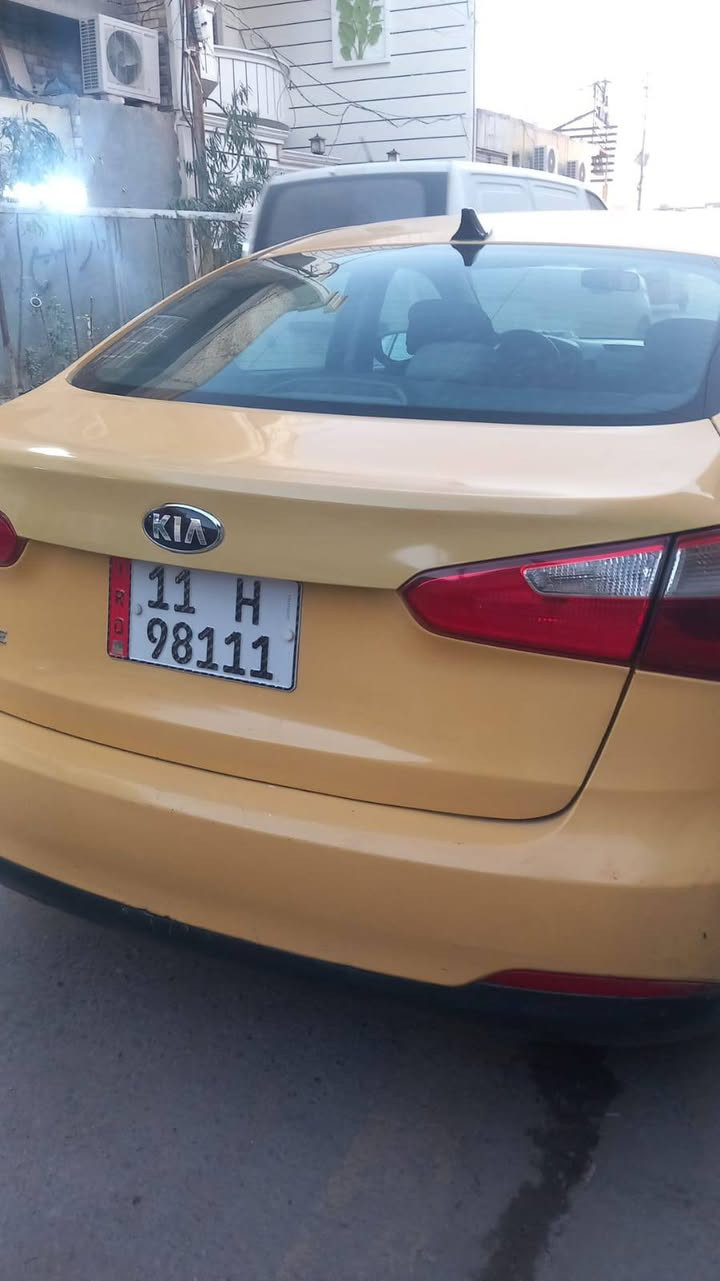 السلام عليكم فورتي 2016 حادث بين جاملغ وباب
دواخل مكفوله مكان بغداد  حي الرائسه العبيدي 
الرقم *********** السعر 112$
