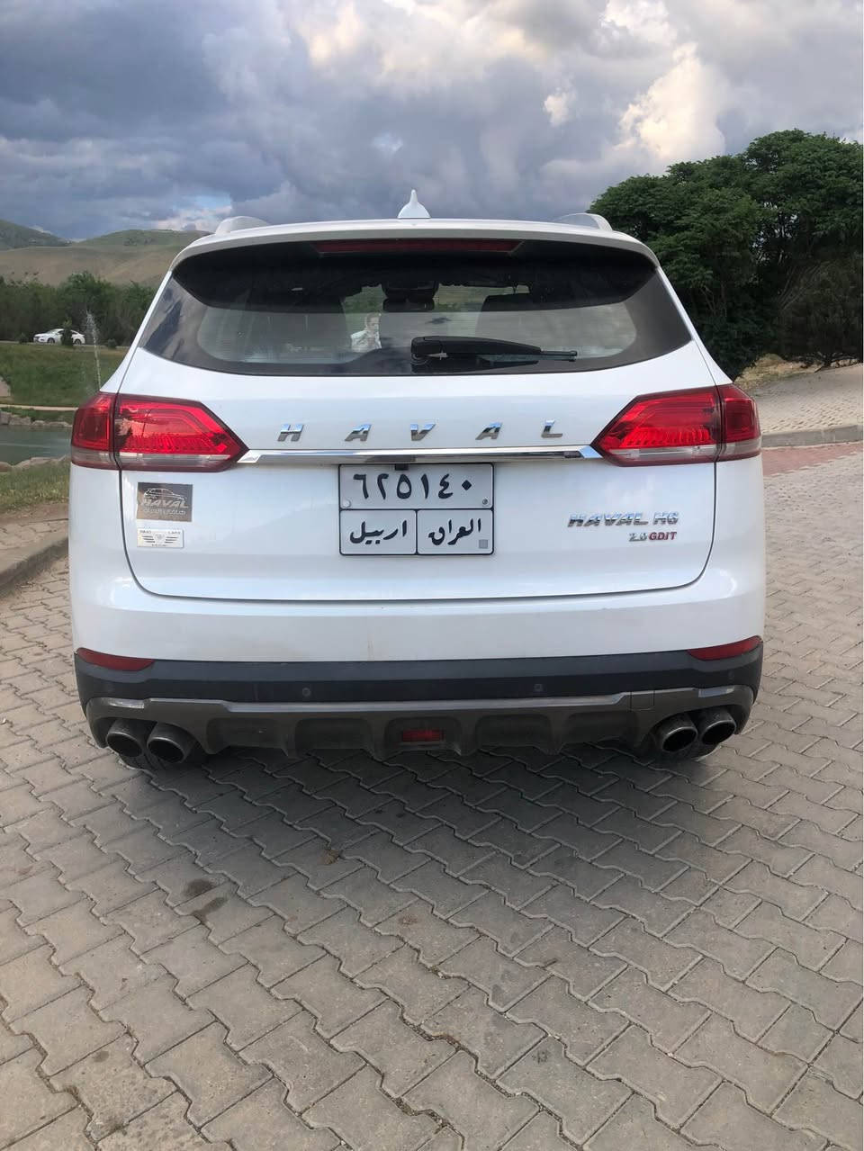 #بۆ_فرۆشتن 
جۆری سەیارە: Haval H6
مۆدێل: 2021
ڕۆیشتوو:54هەزار کم
پستن:٤
مه كينه :٢٠ توربو 
مواسەفات: فوول فوول (Luxury)
• پانۆراما و سەقف سلااید
• ٤ کامێرا و ڕادار و حەساس
• کوشن جلد و کارەبایی + هێته‌ری کوشن و سوکان
• شاشە گەورە، ئۆتۆ ستۆپ، هاند برێک کارەبایی
• بێ بۆیاخ (تەنها تۆزێک ساردی هەیە)
• بە ناوی خۆمە، سەنەوی ٤ مانگی ماوە بەسەر بچێت.
تێبینی: سەیارەکە زۆر پاک ڕاگیراوە و هیچ مەسرەفێکی تێدا نییە.
نرخ:153 وه ره قه و مەعامەلە يه كي كه م .
شوێن: سلێمانی
پەیوەندی: *********** (ڤایبەر و واتس ئەپ) / *********** (ئاسیا) السليمانية, العراق
