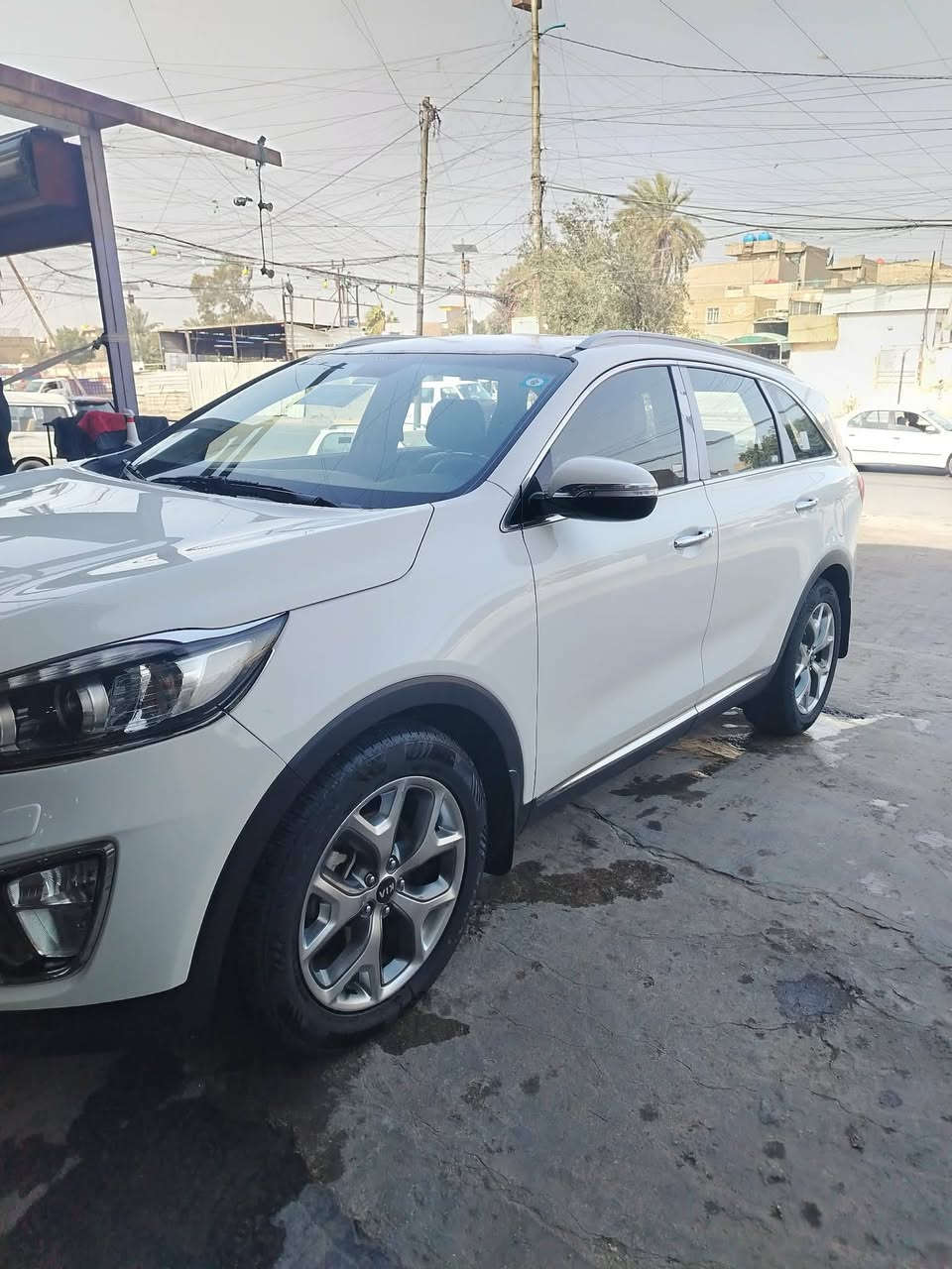 يالله سلام عليكم سورنتو (٢٠١٦)  بحاله الزيرو ٧ راكب مكفوله كفاله عامه ولزكات الشركه كلهن بيها ماشيه ٦٢ الف حقيقي شرط الفحص 
رقم بغداد بسمي الدولي
محرك ٦ سلندر ع وضع الشركه
تحكمات ستيرن فول جهتين
تبريد ٣ قطع
زراك لايت
حساس امامي خلفي
شاشه جبيره نظام GPS
٣ انظمه قياده
بصمه ترحيب عند الاقتراب
بك لايت LED
سبير وضع الشركه
صندوك كهرباء ذكي عند الاقتراب
بردات خلفيه
كشنات جلد بلادي اصلي
اريل انفكيشن
يدات نيكل ترحيب
دوس ترحيب
ويل كب كروم تخم تاير اصلي
مكان السياره بغداد شارع فلسطين
الاتصال ***********
