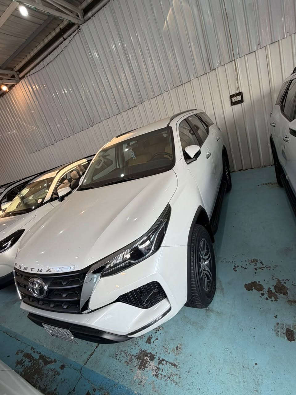 السلام عليكم اخوان
فورجنل 2023 فول مواصفات شركة ساز ماشية 38 الف مكفولة كفالة عامة

السيارة 4 سلندر

بصمة

 بلوجكتر

 فورويل

حمالات سقف

تبريد شاشة

انارة داخلية

يعني الفول مال فورجنل

رقم بغدادالسيارة
 📍📍مكان السيارة بغداد البياع معرض القمة 

السعر 31.000$

وبية مجال بسيط

الاستفسار:

***********
