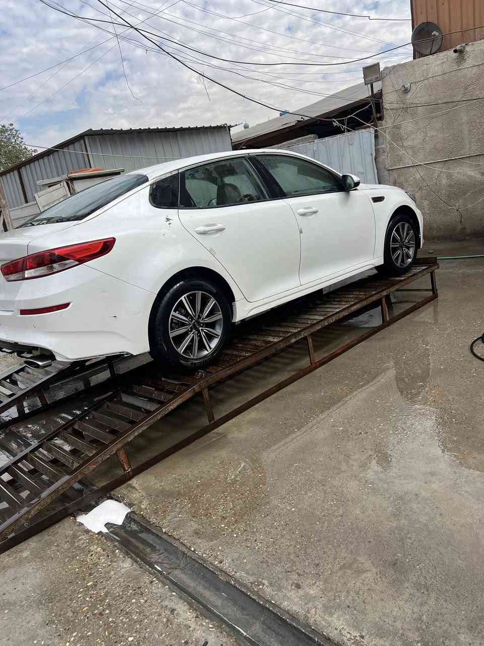 السلام عليكم بيع  مستعجل   كيا اوبتما ٢٠١٩ خليجي بغداد نكليزي محرك ٢٤٠٠ بيها باب وجاملغ وبارد بلقماره تحويل مباشر السعر ١٢٨ وبيها مجال ***********
