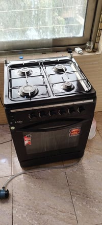 طباخ للبيع  السعر خاص للتواصل 07808141960