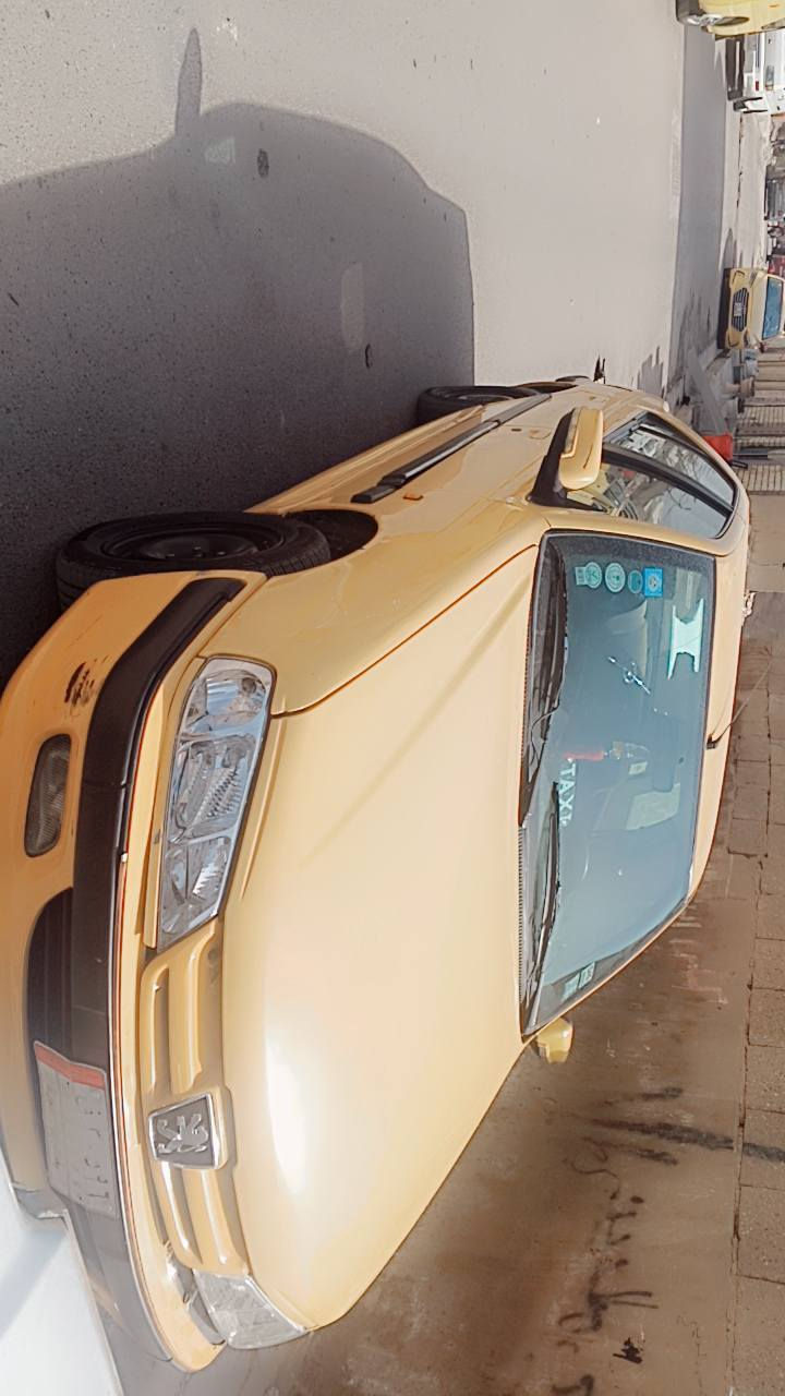 السلام عليكم عندي هاي البيجو سيارة نظيفه موديل 15 مكفوله مكينه گير رقم بغداد اريد فتون جنبي مراوس ***********
