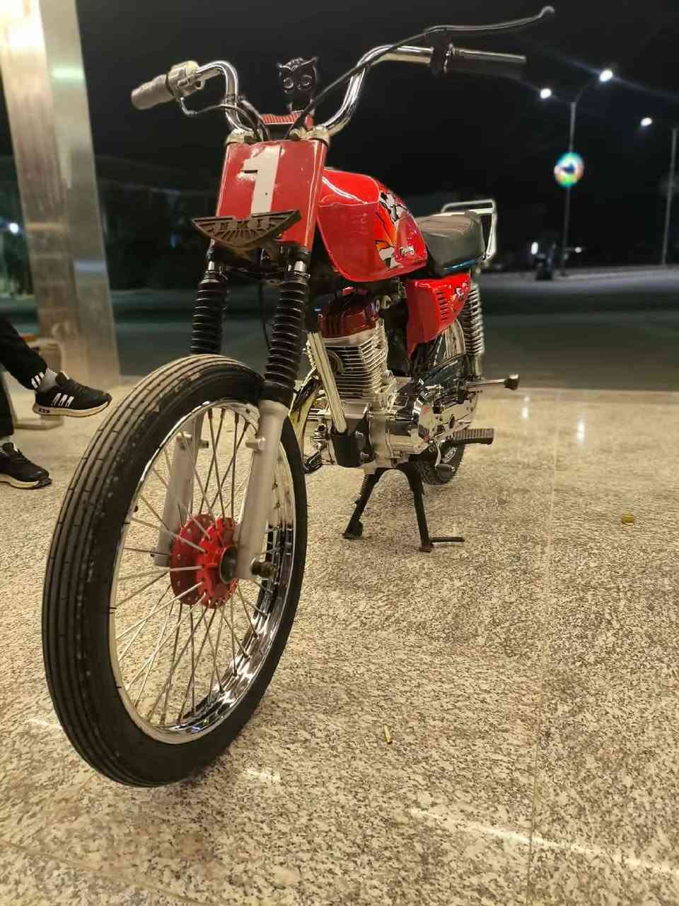 السلام عليكم ورحمة الله وبركاتة
دراجه اربعه كير حربي للبيع تيربو 

النضافه مثل ماموضح كدامك بلصور 

الدراجه بطله مشي وسرعه وفصلات خير من الله اكلجات تاكل الكاع وعلي 

تعمير25 الشاصي 16 السعر خاص💕

العنوان واسط قضاء الحي الاستفسار اتصال عله الرقم خاص موجود 
‏‪***********‬‏
