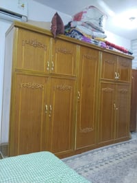 غرفه اخشاب • كامله • باب معطل