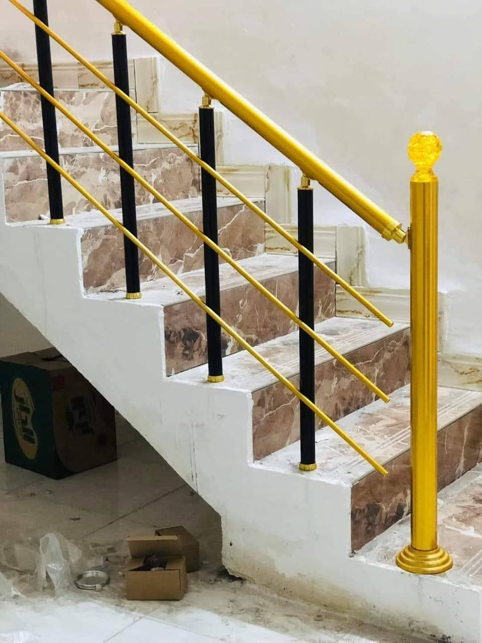 زجاج محجرات كاونترات 
بسعار تنافسية 
مع الاضمان الحقيقي... 
العنوان .. طويريج 
واتساب... ***********
هاتف. ***********..
