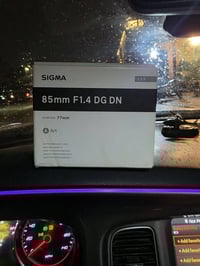 عدسة سوني • ٨٥مم • مزاد