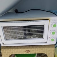 للبيع ثلاجاه واوفن مستعمل5مرات السعرثلاجاه75 اوفن50رقم07713328808