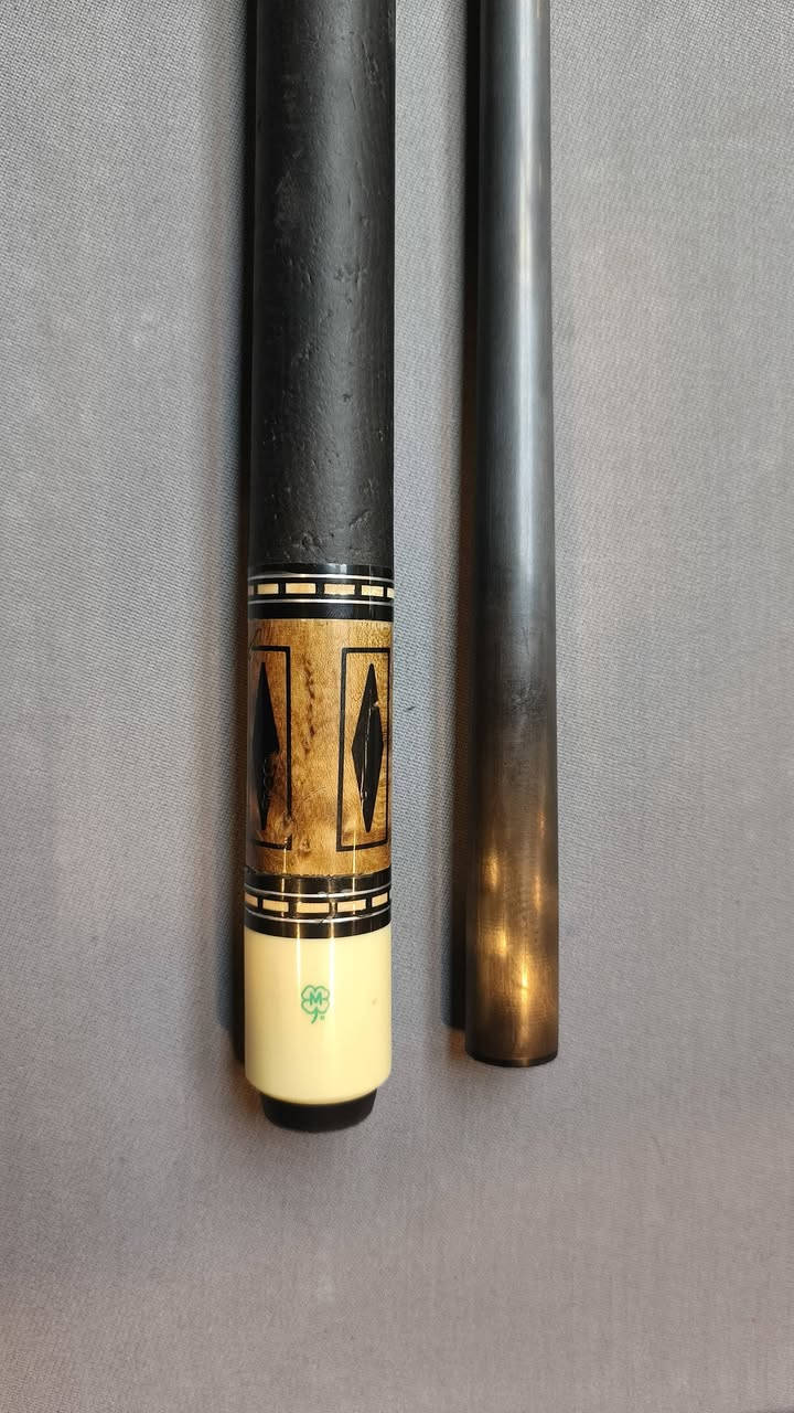 للبيع عدة كاملة كيوب اكنابت كاربون 100٪ تبة 12.2 الكيوب جان مال هنو لاعب المنتخب وكيوب مز فيوري وكيوب جمب وكسرة مونستر كاربون وكيوب كسرة وجمب بردتر وشفت كونلن سن طلقة قياس تب 12.9 الشراي خاص او واتساب رقم *********** مكاني بغداد وموجود توصؤل جميع محافظات
