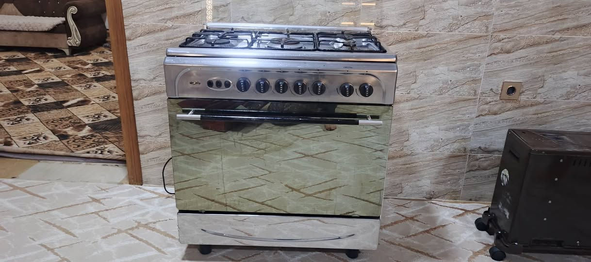 طباخ فريش مصري شرط نضام بواري وزن كلش ثقيل نضيف سعره ١٥٠ الف بيها اشويه مجال
***********
