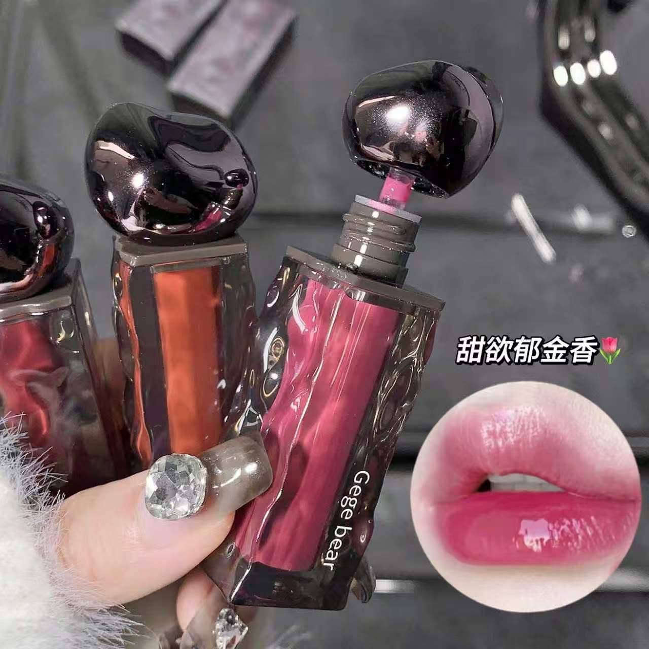 حمر من ماركة GEGE bear الكورية 🇰🇷🎀
متكونه من ٦ الوان 
ذات ملمس ناعم لاتشقق الشفه وثابته 
حرفيا تموت ✨
للحجز ع الخاص 
متوفر توصيل 🚚 
#اكسبلورexplore #حمره_سائلة_ثابتة_وناشفة #منتجات_تجميل #مكياج_كوري #likeforlikes


**إذا كنت صاحب هذا الإعلان وتريد حذفه لأي سبب، رجاءا أرسل رسالة إلى الدعم الفني**