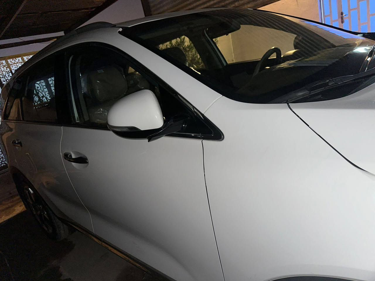 السلام عليكم ورحمة الله وبركاته 
سورنتو 2016 اربيل ـ باسم شركه 
خليجي ـــــ مكينه 2400 //4 سلندر ـ 
مكينه كير كفاله ـ ماشيه 121
بيها طخات بسيطه بارد جدا بسيط 
سنويه لل. 2027
7 راكب فول ماعده الفتحه 
سياره حلوه ونضيفه
شرط الفحص 
السعر---193$ مجال بسيط 
مكان السياره بصره ـ ***********
