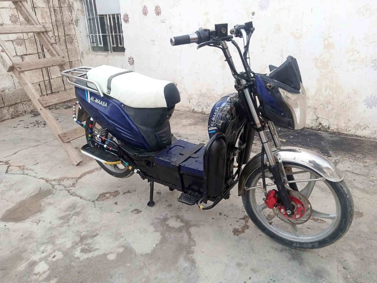 🛑#دراجه_كشر_فقط
🛑#العنوان... الرمادي التاميم 
🛑 #السعر_200 الف
📵#هاتف....***********
