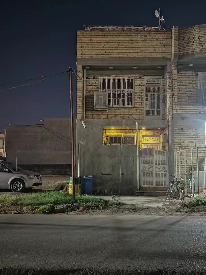 بيت 50متر للبيع موقع ممتاز للستفسار *********** وتساب في منطقة التاجيات
