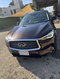 انفنتي q50 الموديل :2020 المواصفات: بنوراما رادرات 360 كشنات كهرباء بص...