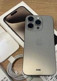 آيفون 15 برو ماكس • بطاريه • للبيع