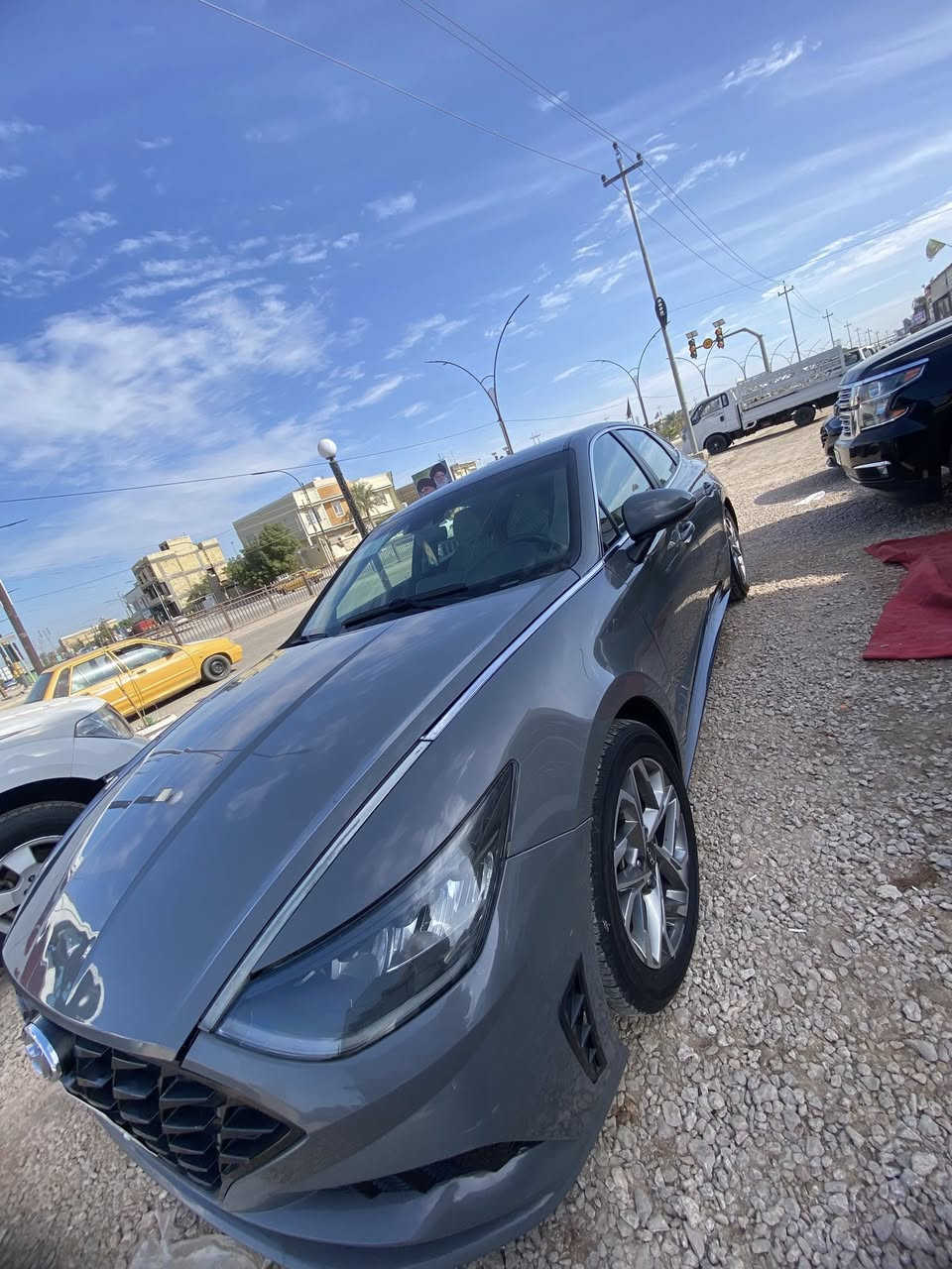 سوناتا ٢٠٢١  كير ومكينه شرط 

مكينه ٢٥٠٠ 

حادثه جاملغ وبنيد 

سياره فول عده الفتحه 

وكاله عامه بسم المشتري  

مكاني رميثه 

السعر /١٥٥   وبيهه مجال لشراي 

الهاتف/‭٠٧٨٦ ٤٩٥ ٨٠٦٦‬
