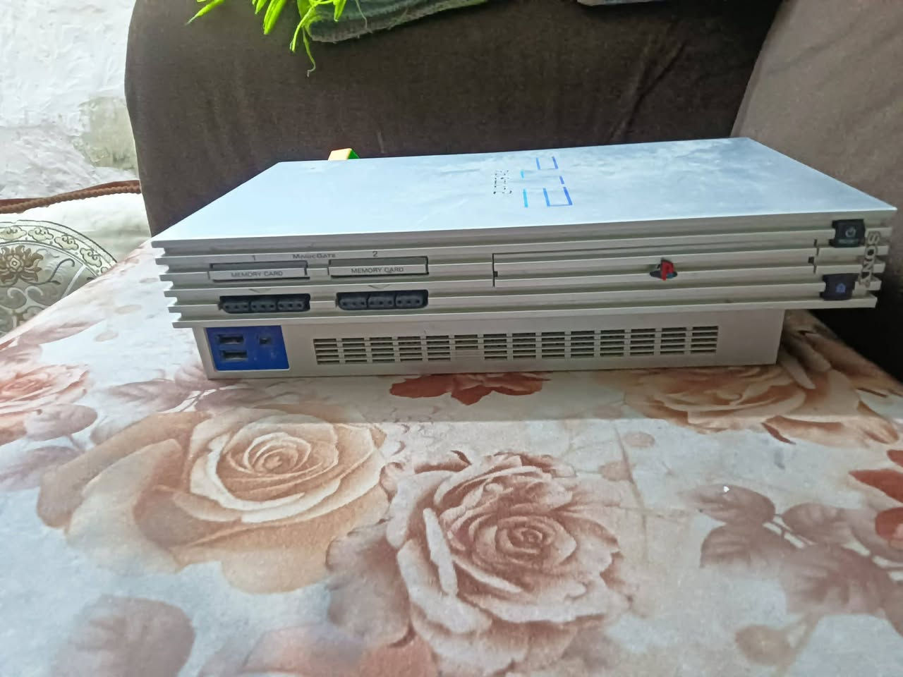بلي ستيشن 2 شغال للبيع نضيف سعره 45 وبي مجال


**إذا كنت صاحب هذا الإعلان وتريد حذفه لأي سبب، رجاءا أرسل رسالة إلى الدعم الفني**