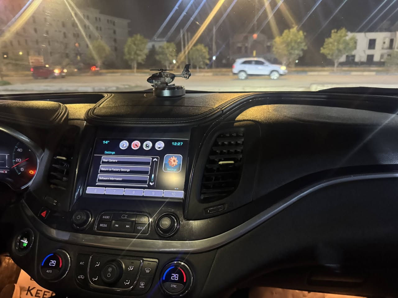 امبالا 2018 محرك 6 سلندر اكاديا صدر جديد تخم تاير جديد نوزلات بلكات جدد السيارة حادثها بنيد فقط صبغ يعني قطعه وحده بدون دواخل  السعر 128 العنوان ديالى بعقوبه رقم الهاتف ***********
