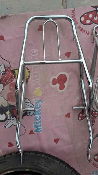 غراض كلش نضيفات وبيهن جدد  كلمن وسعره تانكي وصفاحيات ودبلات كت كامل كلمن وسعره ***********
