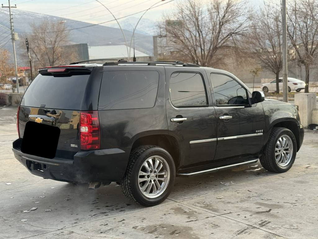 TAHO 
فرۆشتن یان گۆڕینەوە
لیزەری دووبەیی
مۆدێل 2009
مواسفات LT
گێڕ و مەکینە و کارەبایی بەشەرت
توندو تۆلی بەشەرت 
سەیارەکە دووبەییە کێشەی مەدەنی بەشەرت
83 و مجاڵ
*********** أربيل, العراق
