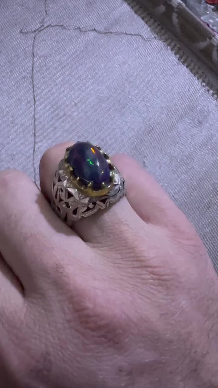 اوبال الفاير مالة عالي سعر الخاتم 75 الف قفلة عنوان بغداد مدينة الصدر ***********
