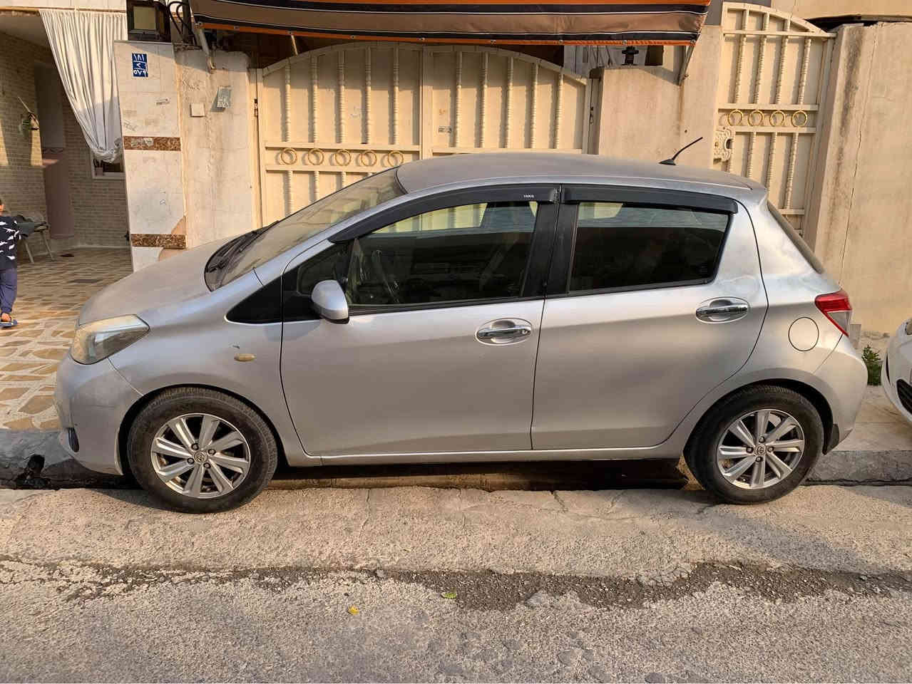 تويوتا يارس 2012 فول فوليوم پينج باليف پينج ويل تبريد توماتيك جام كارةبا مواصةفاتي فولي يارس پارچةش نيو دوسة نيو دوسة توزةك ساردةكوت سعر 98 كةميك مةعمةلةي برايانة تيبيني سةيارةكة هي مالانة تكاية گةر مشتةري ني تةلةفون مةكة لةگةل ريزم  
*********** أربيل, العراق
