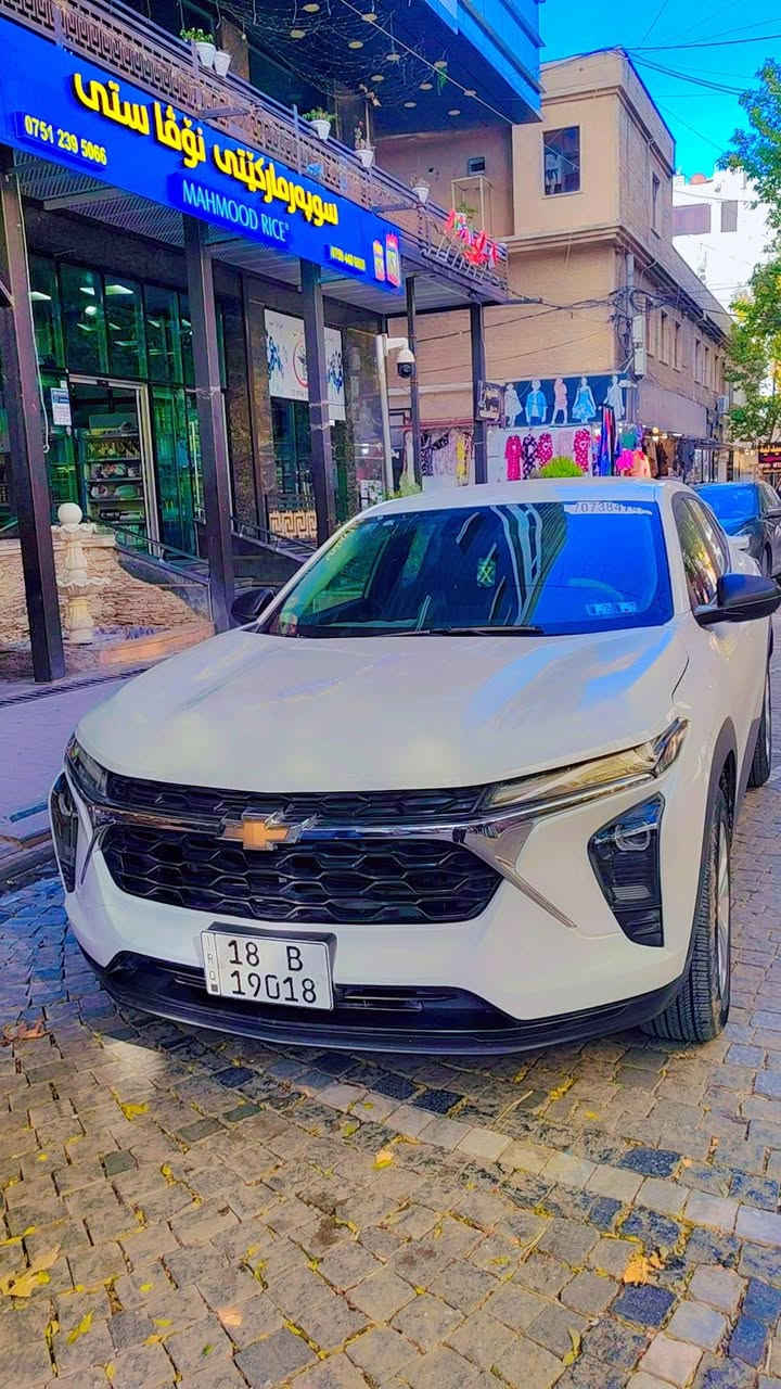 سلام عليكم...للبيع شوفرليت تراكس موديل2025 رقم بابل بأسمي سيارة جديدة بمعنى الكلمه 
قطعه وحدة صبغ بنيد فقط ...ماشيه 18ألف قابلة للزيادة جاهزة من كلشي 
#السعر154 وبيها مجال 
***********
