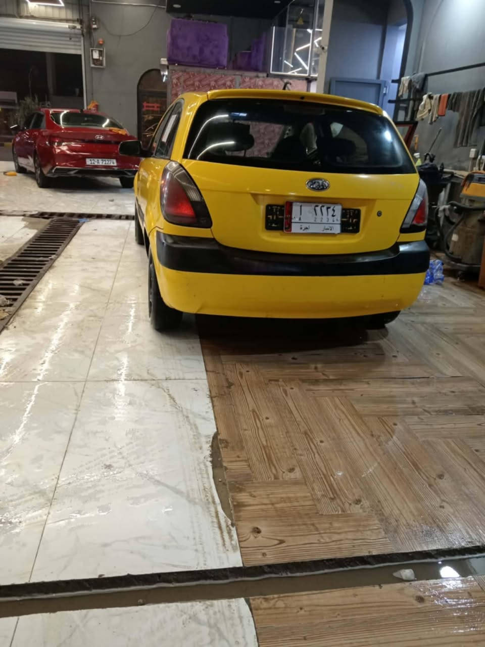 بالقسط(قفل ٩٠ مقدمة ٣٥ والباقي ورقتين بالشهر)
كيه ريو جنطه موديل ٢٠٠٨ وارد امريكي كير محرك حيل زينات محرك ١٦ كير توماتيك  كابون بانزين بيها (رقم انبار) شرط تحويل فقط  تبريد تدف،ئه سياره كاملا   
ضررها بين الباب والجاملغ
(اذا صارت قسمة احولك ارقامها جديدة مصرف عليا)***********
