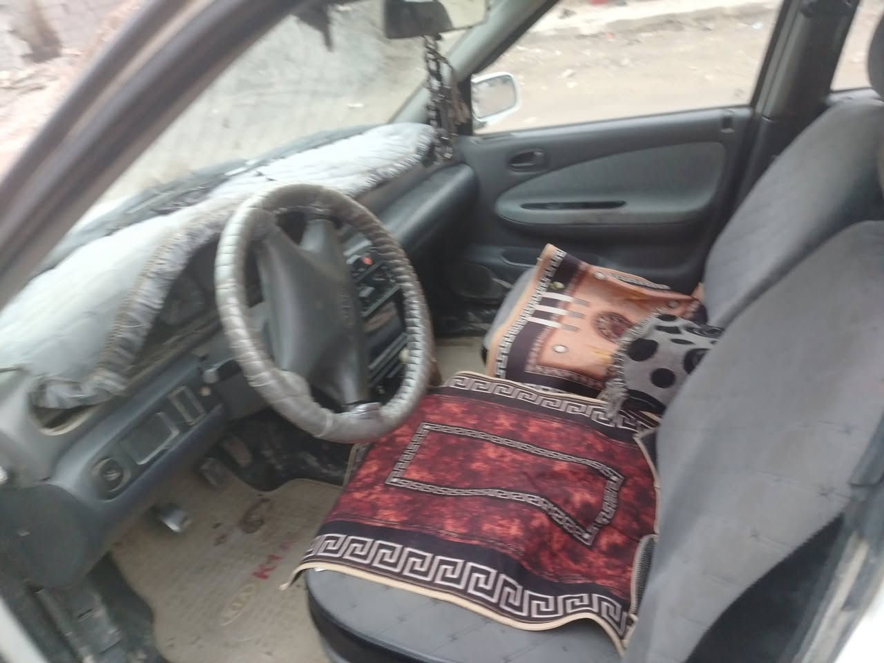 كيا سفيا ٩٦ نضيفه رقم انكليزي بغداد سنويه ٢٠٣٠ تبريد تتفئه  كير محرك شرط لايت زنون تخم تاير  مصبوغه عام العوان سامراء السعر ٣٨ وبيها مجال شويه
