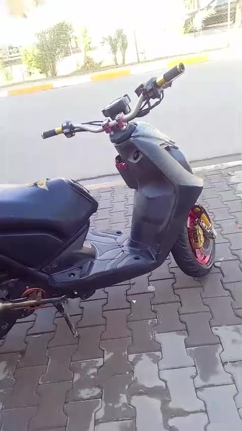 السلام عليكم سكنس جبلي للبيع 
كفرات مختمه 
مكينه مكفوله 
بيه تزويد بسيط 
مغلف جماليه 
***********
