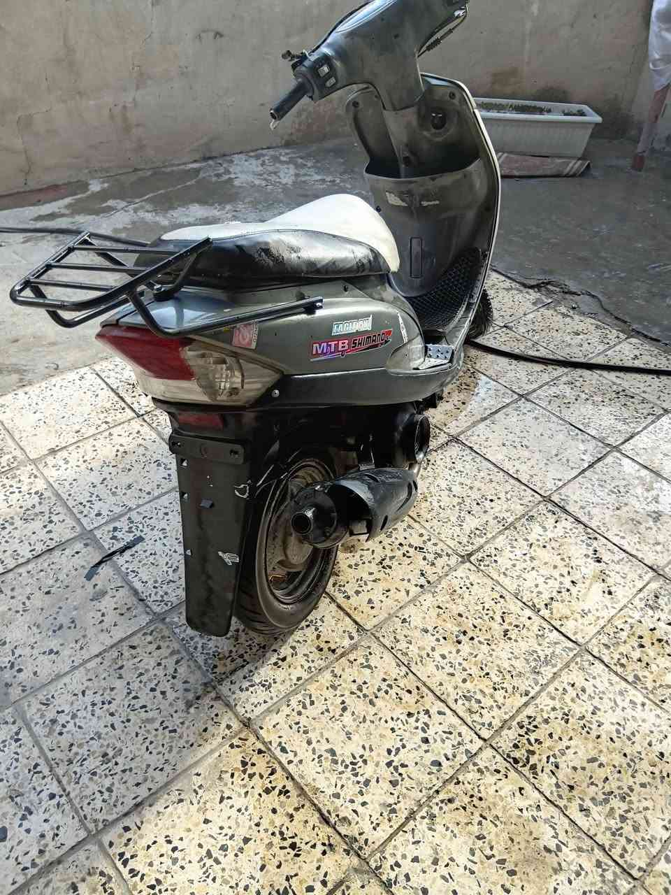 السلام عليكم
ماكس منغولي 
نضيفه شوفت عينك بيها نقوصات بسيطه 
سعر ٤٥٠
مكاني زعفرانيه 
***********
