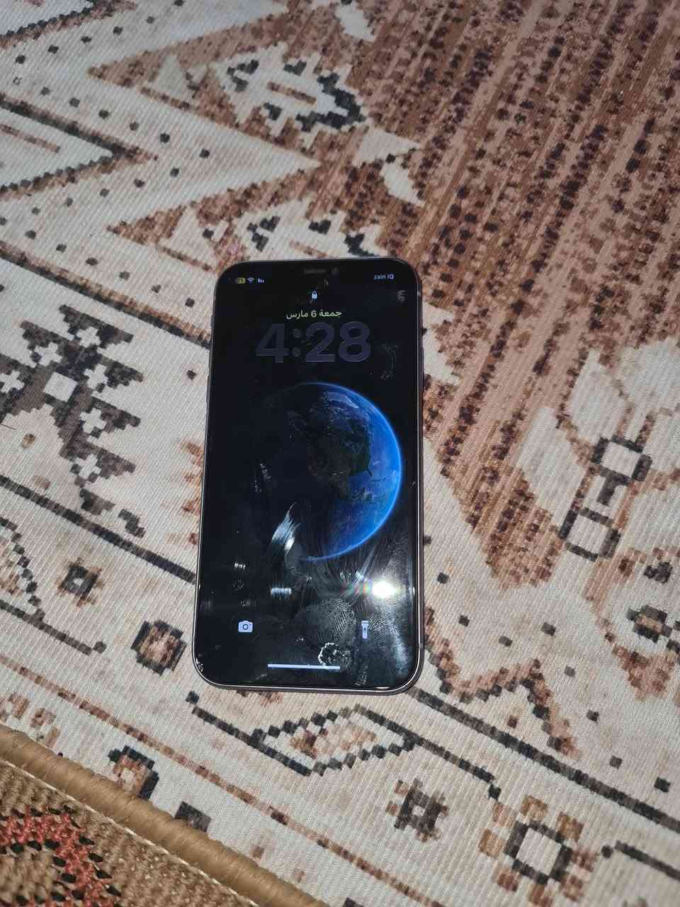 جهاز ايفون 11عادي نضيف
فقط مبدل شاشه وبي فطر قليل ذاكره ١٢٨
جهاز يخبل بطاريه مامبدله اصليه ٧٣ 
كامراته يخبل ٩٠ فريم معالجه قوي 
للمرواس او البيع فقط
مكاني نجف ميلاد
رقمي 
***********
