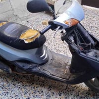 عندي دراجه واكفة لبيع 07752624910