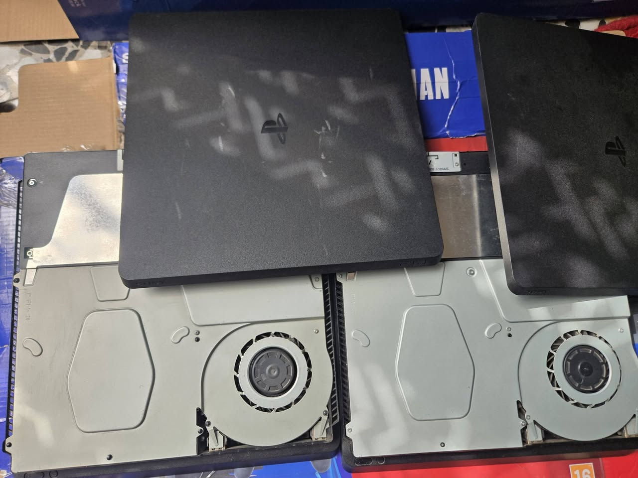 بلي فور سلم مهكر نضام ١٢.٥٢ متروس العاب نضيف جدا والصور كدامكم كل جهاز وياه جوستيكتين كوبي درجه اولى سعره ٢٤٠ وبي مجال بسيط مكاني بغداد الشعب واكو توصيل جميع محافضات العراق


**إذا كنت صاحب هذا الإعلان وتريد حذفه لأي سبب، رجاءا أرسل رسالة إلى الدعم الفني**