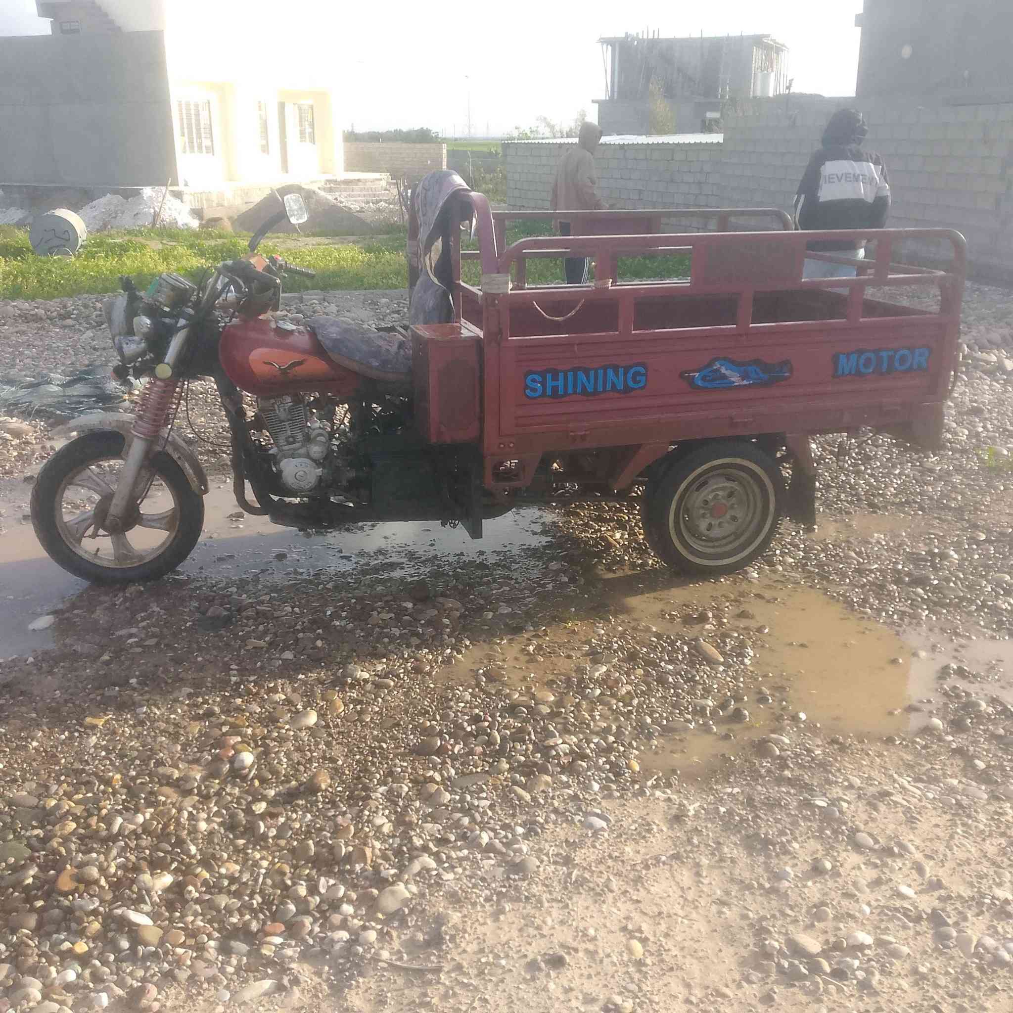 ستوته للبيع موديل 21 مكاني كياره
السعر 850 رقم الهاتف***********
