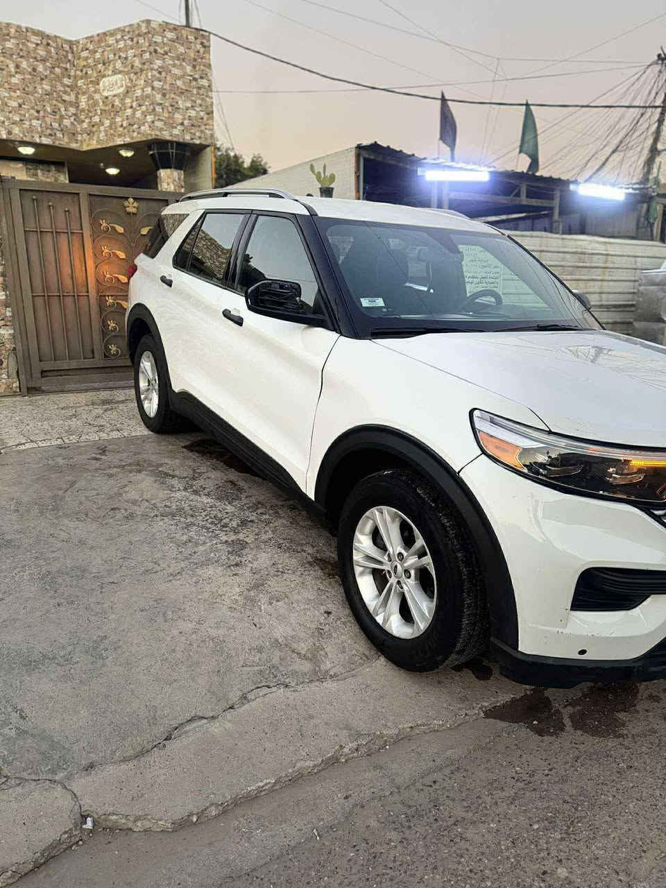 سلام عليكم
اللهم صلي على محمد وآل محمد . 

فورد اكسبلورر بوليسي موديل 21

محرك ٦ سلندر ٣.٣ 

‏￼حساس خلفي 

رادار

كشنات كهرباء 

غرفة كاملة vip

السعر 190

بيه مجال 

٧ راكب 

حادث السيارة من أمريكا جاملغ امامي 

‏هناه بالعراق باب أمامي وجاملغ خلفي￼￼￼￼

صور ألحادث موجود في منشور 

￼ ￼￼

رقم أربيل 

للأستفسار : ***********/***********
