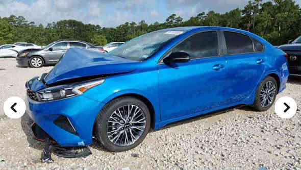 السلام عليكم 
فورتي جي تي لاين  بدون رقم 

موديل 2024

 محرك 2000 دوش 

ماشيه 23 الف

حادثها (جاملغ و بنيد ) سطحي 

بدون ايرباك ✅✅

صور حادث بلمنشور 

مواصفات  

تحديد مسار 

شاشه 

كاميرا 

تشغيل عند بعد 

سابد بريك بصمة 

اوتو هولد 

رادار امامي

نقطة عمياء

رادار جانبي 

رادار خلفي 

مكان سياره الدوره 

سعر 143 وبيها مجال 

السيارة حره بدون رقم

الاتصال ***********
