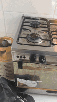 طباخ للبيع سعره ٦٠ الف *********** بس واتساب بي واعذروني لين مو نظيف
