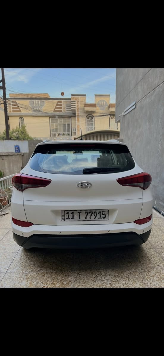 السلام عليكم
للبيع او مراوس توسان2017 مكفوله كفاله عامه من الصبغ ول تبديل ول بارد عده رصعه بخشم البنيد صغيره
السياره حلوه وجديده كلش استلام شركه على ايدنه ماشيه 73 حقيقي
السياره تحتوي على 
شاشه_كامره خلفيه_مري شفط_تحكمات ستيرن_تبريد قطعتين_ثلاث انظمة قياده

مكان السياره بغداد
للاستفسار ***********
السعر 175 وبيه مجال
