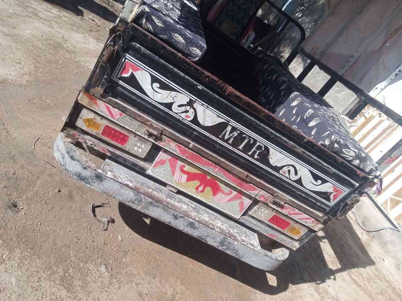 سلام عليكم ستوته للبيع مديل 14 ستوته حيل نضيفه اوراق سنويه رقم ابيض ستوته خير من الله محرك صار 5
ايام من شديته ***********هذا رقم راعيهه *********** هذا بي واتساب
