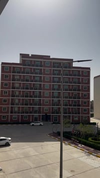 للبيع وللإيجار شقق داخل مجمع ايادي الكاظميه بأسعار ومساحات مختلفه للاس...