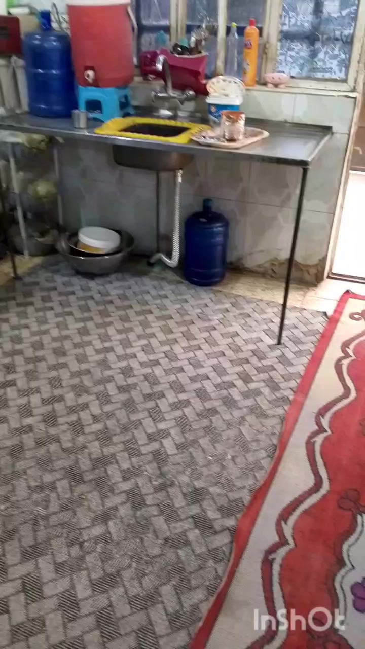 دار للبيع الزعفرنية مقاطعة 4خلف عمارة اسد بغداد قريب جدا على شارع سيد هاشم  المساحة الكلية 125م واجهه 10م مربع يحتوي على اربع غرف نوم طابقين السعر المطلوب 170مليون وبي مجال للاستفسار الاتصال ***********
