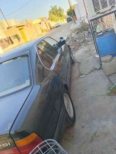 سلام عليكم 
بي ام دبليو حجم 535 كير ومحرك صقر شرط كفالة رقم صلاح الدين دولي كاملة من كلشي كلشي شغال بيهة تبريد🥶 تدفة جام اشاير سلايت شغال كير محرك صقر 528 صدر جديد تخم تاير جديد ويالة خلية الصلي ادامة كاملة عليهة سيارة ملات جناي كفالة عامة من كلشي  السعر 58 وبيهة مجال *********** تصال وتدلل ما متواجد عال نت
