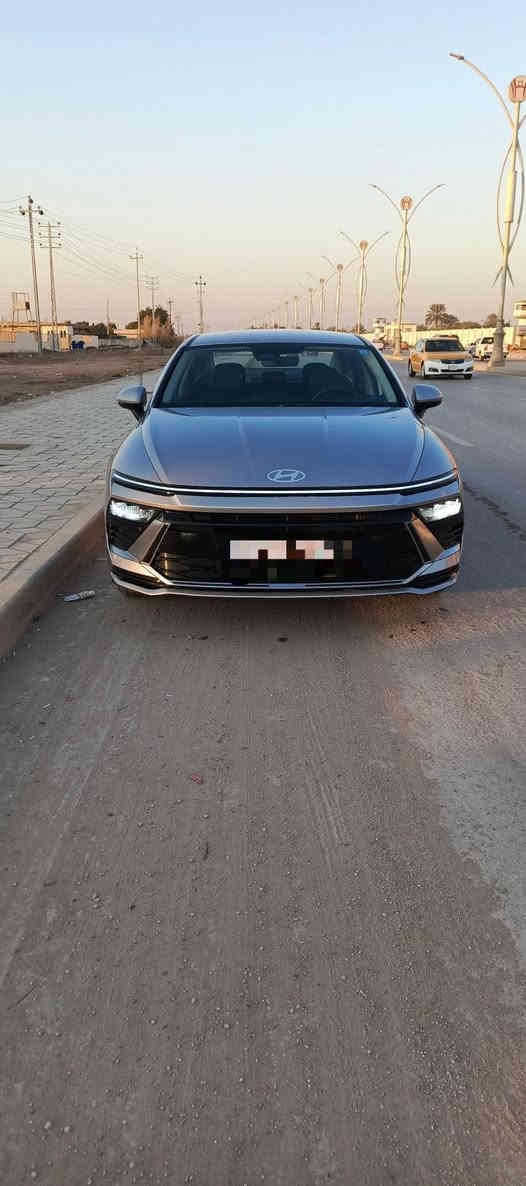 السلام عليكم 
سوناتا موديل 25 
وارد كوري غاز 
ماشيه 25 
رقم قادسيه بسمي 
بيه صبغ جاملغ امامي 
فول عدا الفتحه باقي مواصفات بالصور
السعر 206 وبيه مجال
***********
