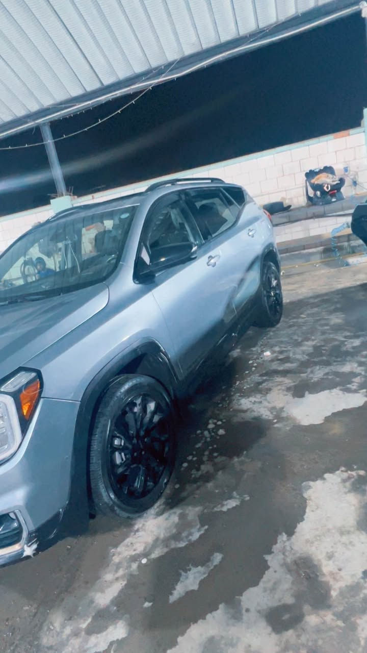 تيران مديل ٢٠٢٤ slt فول مواصفات جايه تدفئه كشنات وستيرن رادارات ٣٦٠ كامرات ٣٦٠ لايتات زنون تحكم ستيرن كشنات جلد تبريد قطعتين بانوراما . داتا شو هارض قراءات للسائق حساس فتح باب خلفي بالقدم تشغيل عن بعد 
ولعد كلش هواي مواصفات ليها سنويه جديده اصدار شهر ٩ السياره داخله للعراق بشهر ٧ هاي السنه دخول اول 
جاهزه من كلشي مابيها اي نقص 
السعر ٢٣٠ وبيها مجال للشراي 
التواصل على هاتف او واتساب 
*********** البصرة, العراق
