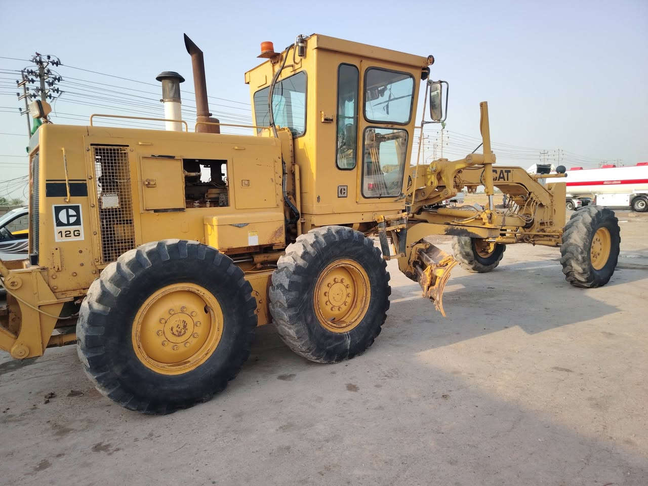 سلام عليكم للبيع كريدر كتر مكينه مكفولة كفالة عامه شرط شغل رقم واسط تحويل مباشر *********** *********** @إشارة
