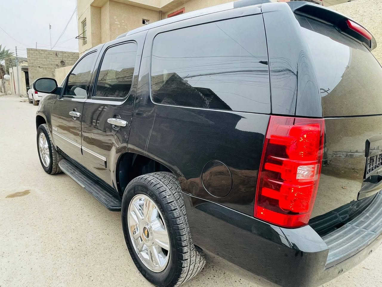 اسلام عليكم
شوفرليت تاهو أدوات 
كص قماره
دخول جديد
الموديل: 2008 
المواصفات 
LTZ  فول فول 
مقاعد جلد 
داخل عسلي 
دلعه كهربائيه 
———————————
أدوات أدوات ادوات
———————————
السعر 85 ويه مجال 
البيع فقط بدون مراوس 
اي استفسار لتصال
مكان السياره بغدااد 
الاستفسار/ ***********
