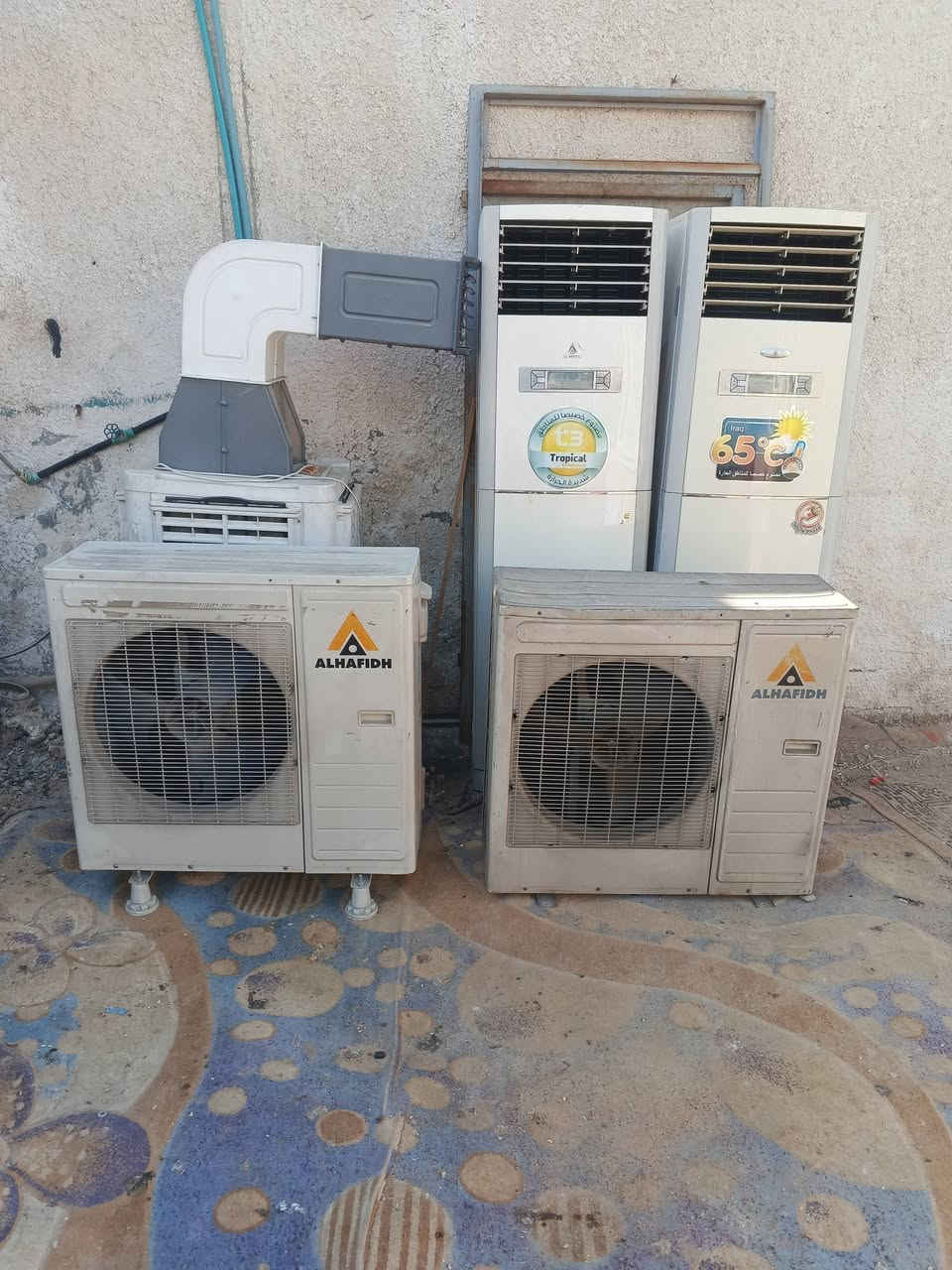 السلام وعليكم لبيع غراض كلهن جديدات مكاني حي اور سبع قصور شارع ابو علي يم جامع لحمزة  موجود خاص وتساب ***********
